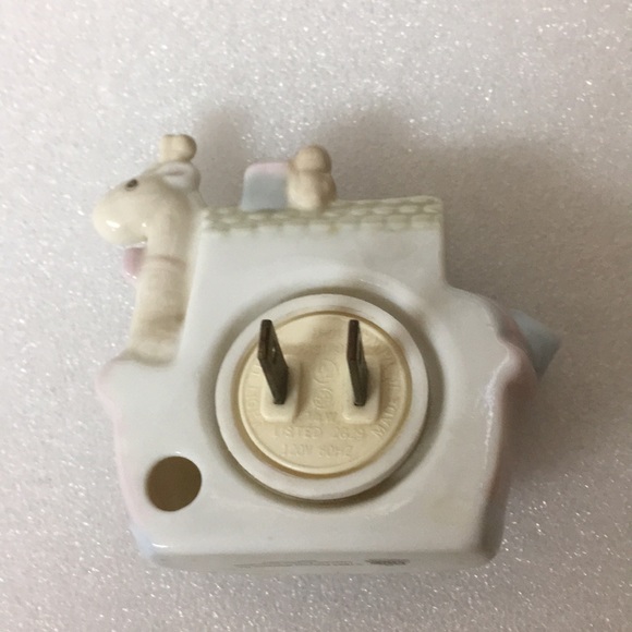 Nightlight - Picture 2 of 4